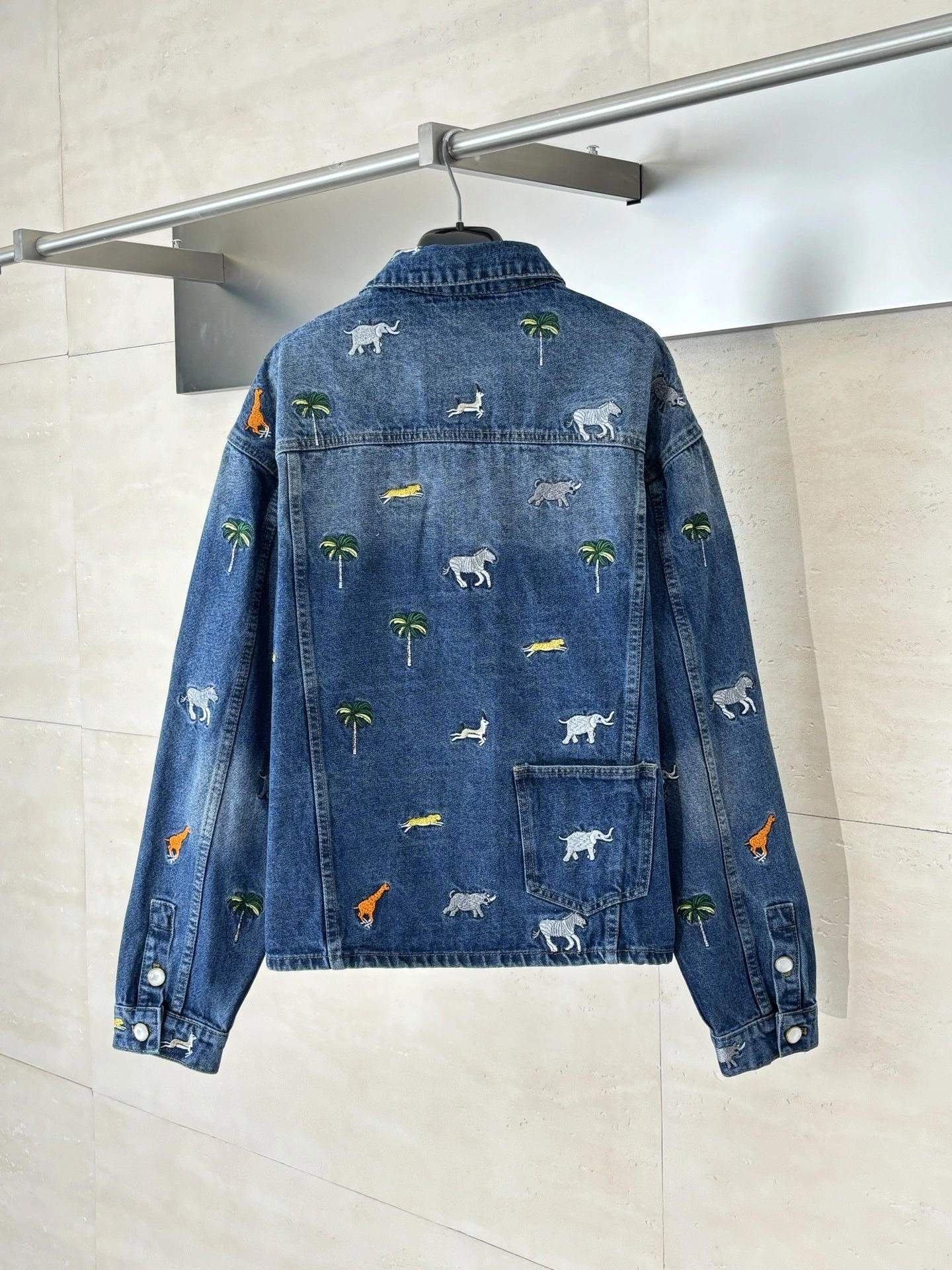 wg.luxury-- 8V embroidery item: E-F114I2824